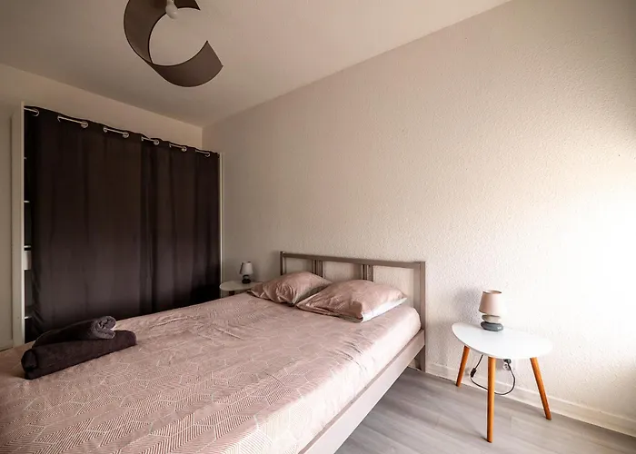 Appartement Chaleureux avec 2 grandes chambres