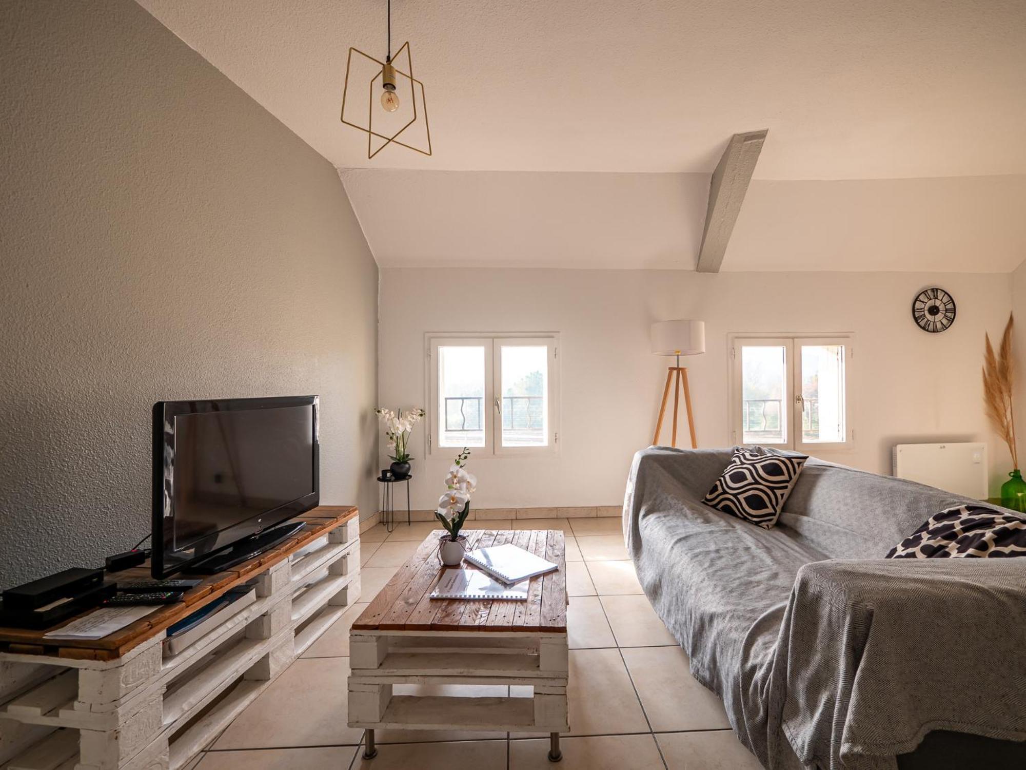Chaleureux Avec 2 Grandes Appartement *